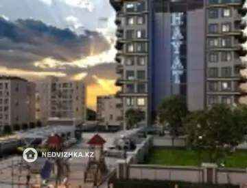 3-комнатная квартира, этаж 8 из 11, 90 м²