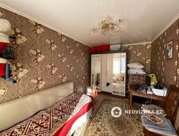 3-комнатная квартира, этаж 3 из 5, 60 м²