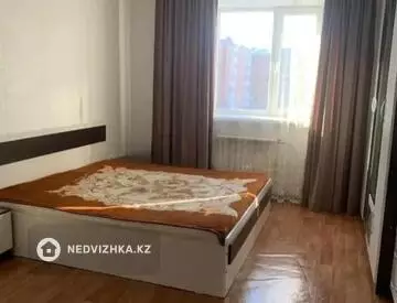 2-комнатная квартира, этаж 3 из 5, 65 м²
