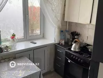 3-комнатная квартира, этаж 2 из 5, 58 м²