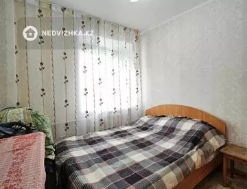3-комнатная квартира, этаж 6 из 6, 64 м²