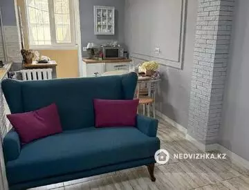 2-комнатная квартира, этаж 1 из 5, 54 м²