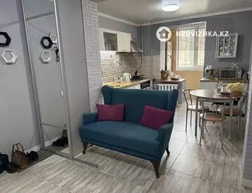 2-комнатная квартира, этаж 1 из 5, 54 м²