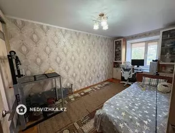 2-комнатная квартира, этаж 3 из 5, 44 м²