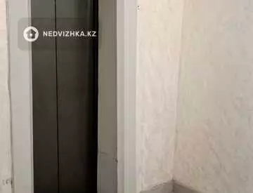 3-комнатная квартира, этаж 9 из 9, 72 м²