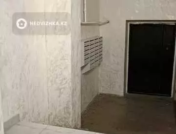 3-комнатная квартира, этаж 9 из 9, 72 м²