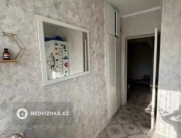 3-комнатная квартира, этаж 4 из 5, 70 м²