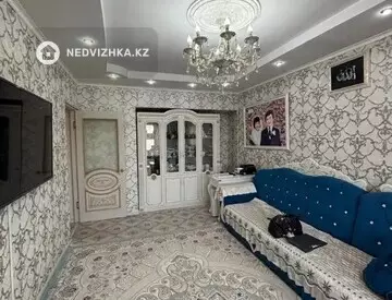 3-комнатная квартира, этаж 4 из 5, 70 м²