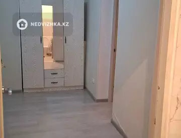 1-комнатная квартира, этаж 5 из 9, 54 м², на длительный срок