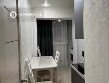 2-комнатная квартира, этаж 3 из 5, 50 м²
