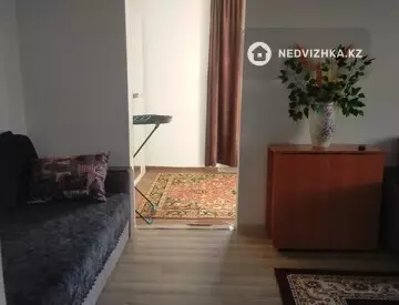 2-комнатная квартира, этаж 3 из 4, 45 м², посуточно