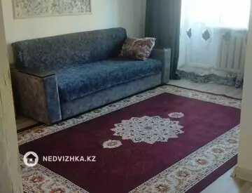 2-комнатная квартира, этаж 3 из 4, 45 м², посуточно