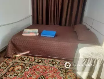 2-комнатная квартира, этаж 3 из 4, 45 м², посуточно