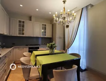 3-комнатная квартира, этаж 2 из 3, 114 м²