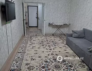 3-комнатная квартира, этаж 7 из 9, 80 м², на длительный срок