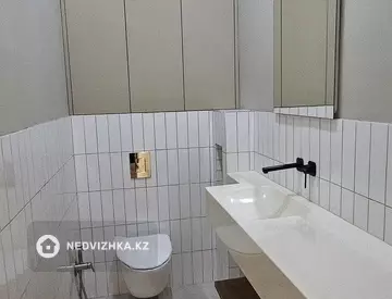 Офисное помещение, этаж 1 из 7, 200 м²