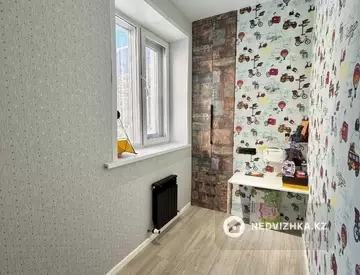 3-комнатная квартира, этаж 2 из 8, 60 м²