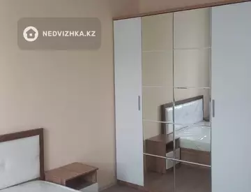 2-комнатная квартира, этаж 1 из 12, 60 м²