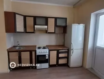 2-комнатная квартира, этаж 1 из 12, 60 м²