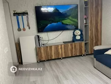 2-комнатная квартира, этаж 2 из 5, 48 м²