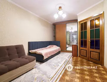 1-комнатная квартира, этаж 4 из 5, 35 м²