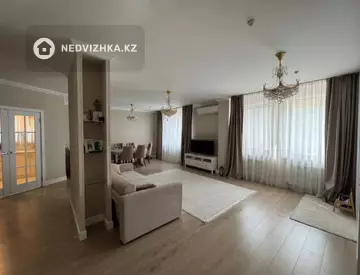 3-комнатная квартира, этаж 8 из 39, 103 м²