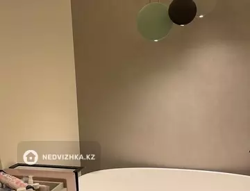 3-комнатная квартира, этаж 3 из 7, 98 м²