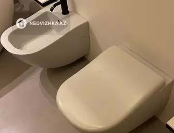 3-комнатная квартира, этаж 3 из 7, 98 м²