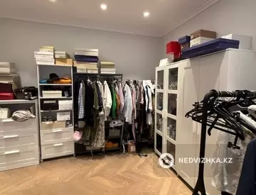 3-комнатная квартира, этаж 3 из 7, 98 м²