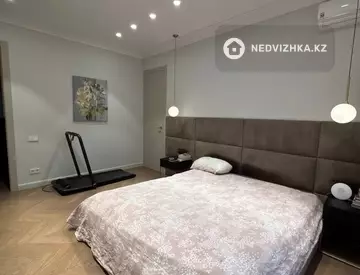 3-комнатная квартира, этаж 3 из 7, 98 м²