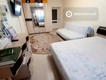 2-комнатная квартира, этаж 12 из 12, 63 м²