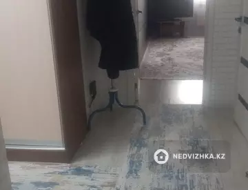 2-комнатная квартира, этаж 3 из 22, 60 м²