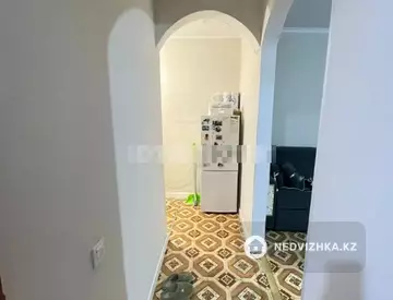 1-комнатная квартира, этаж 4 из 5, 34 м²