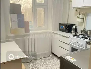 1-комнатная квартира, этаж 4 из 5, 34 м²