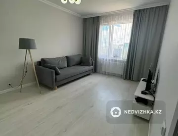 1-комнатная квартира, этаж 15 из 17, 35 м²