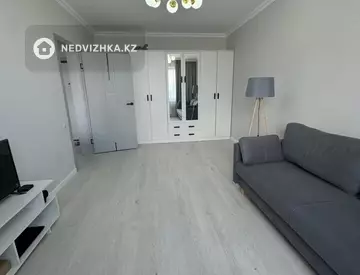 1-комнатная квартира, этаж 15 из 17, 35 м²