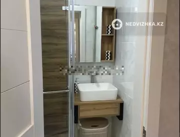 2-комнатная квартира, этаж 2 из 9, 49 м²