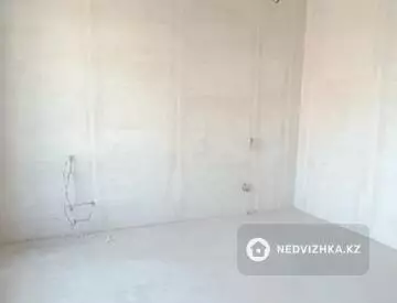 3-комнатная квартира, этаж 4 из 6, 119 м²