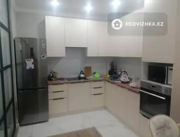 3-комнатная квартира, этаж 7 из 9, 107 м²