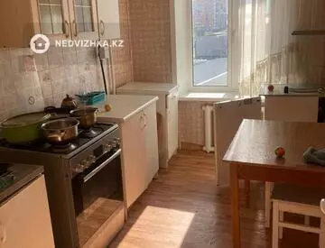 3-комнатная квартира, этаж 5 из 6, 63 м²