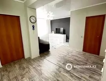 2-комнатная квартира, этаж 2 из 9, 67 м²