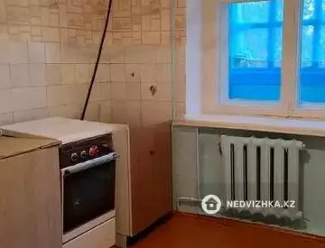 2-комнатная квартира, этаж 1 из 5, 48 м²