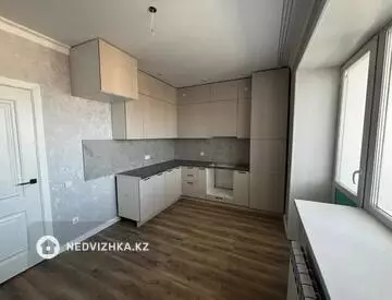 1-комнатная квартира, этаж 10 из 10, 44 м²