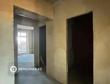 3-комнатная квартира, этаж 2 из 9, 95 м²