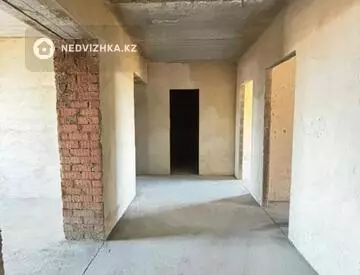 3-комнатная квартира, этаж 2 из 9, 95 м²