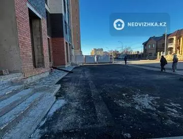 3-комнатная квартира, этаж 2 из 9, 69 м²