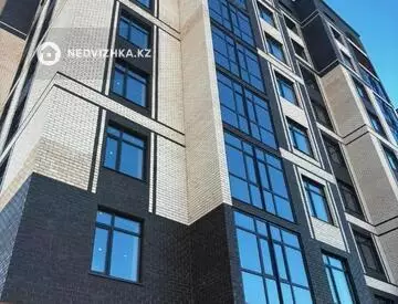 3-комнатная квартира, этаж 2 из 9, 69 м²