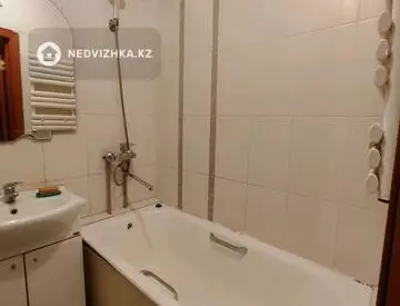 3-комнатная квартира, этаж 3 из 5, 62 м²