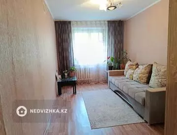 3-комнатная квартира, этаж 3 из 5, 54 м²