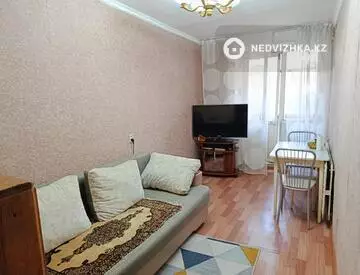 3-комнатная квартира, этаж 3 из 5, 54 м²